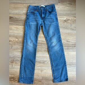 🔖🔖CLEARANCE 🔖🔖Levi's Classic Blue Straight Jeans Timeless Style